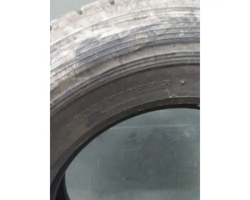BRIDGESTONE 295/75R22.5 TIRE