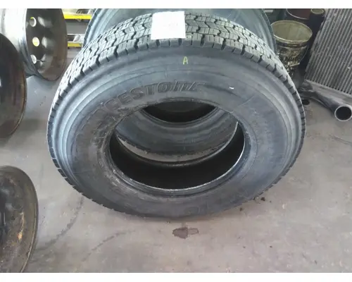 BRIDGESTONE 295/75R22.5 TIRE