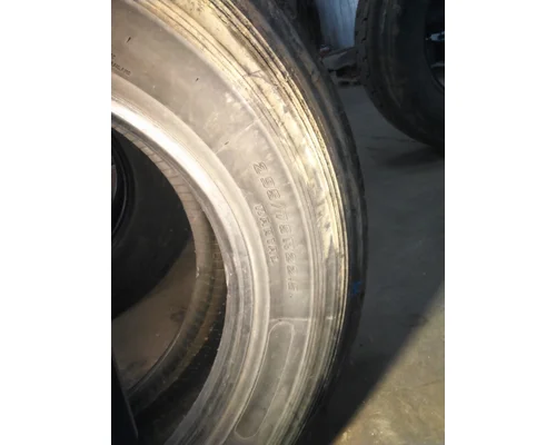BRIDGESTONE 295/75R22.5 TIRE