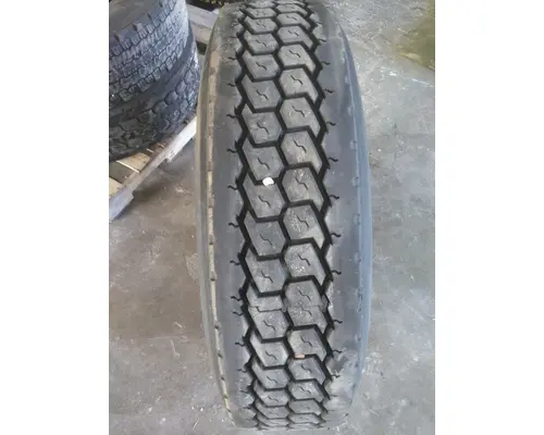 BRIDGESTONE 295/75R22.5 TIRE