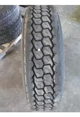 BRIDGESTONE 295/75R22.5 TIRE