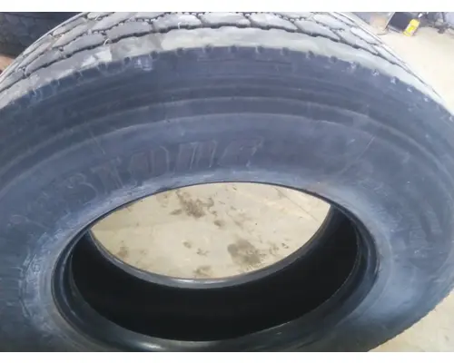 BRIDGESTONE 295/75R22.5 TIRE