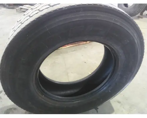 BRIDGESTONE 295/75R22.5 TIRE