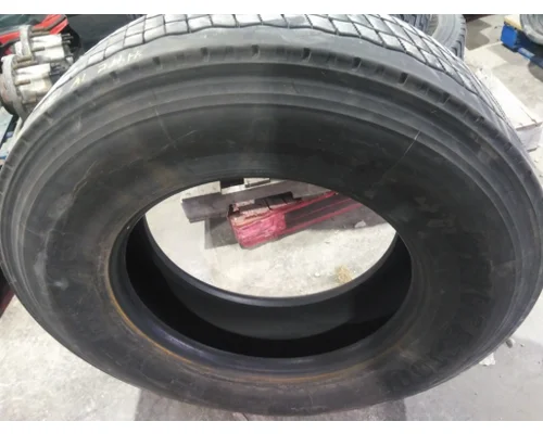 BRIDGESTONE 295/75R22.5 TIRE