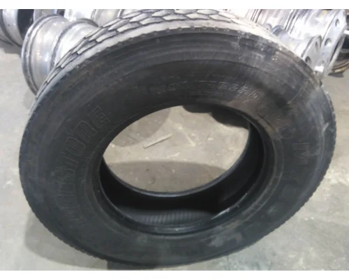 BRIDGESTONE 295/75R22.5 TIRE