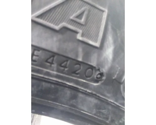 BRIDGESTONE 295/75R22.5 TIRE