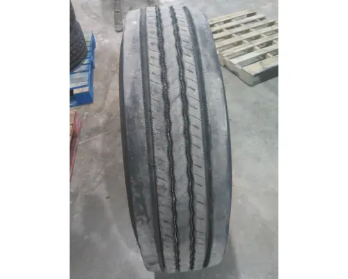BRIDGESTONE 295/75R22.5 TIRE