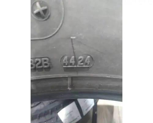 BRIDGESTONE 295/75R22.5 TIRE