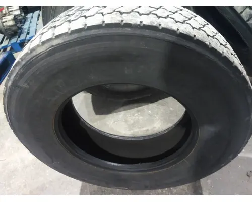 BRIDGESTONE 295/75R22.5 TIRE