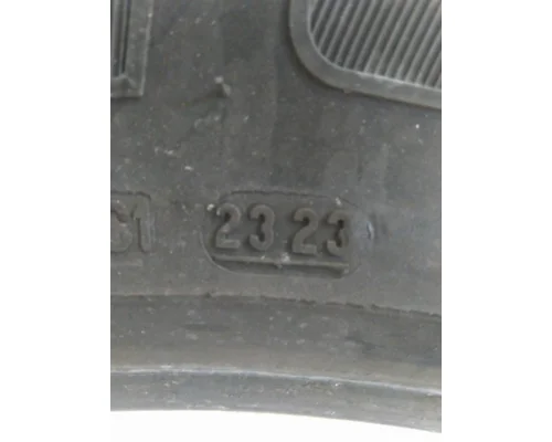 BRIDGESTONE 295/75R22.5 TIRE