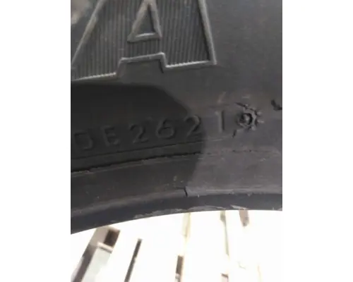BRIDGESTONE 295/75R22.5 TIRE