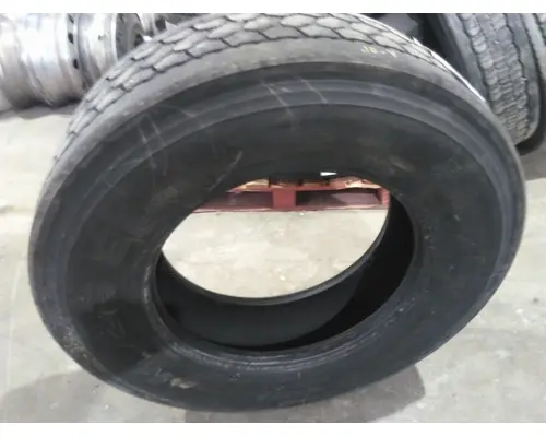BRIDGESTONE 295/75R22.5 TIRE