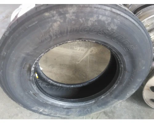 BRIDGESTONE 295/75R22.5 TIRE