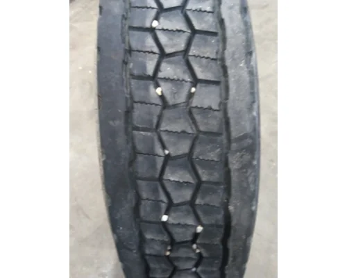BRIDGESTONE 295/75R22.5 TIRE