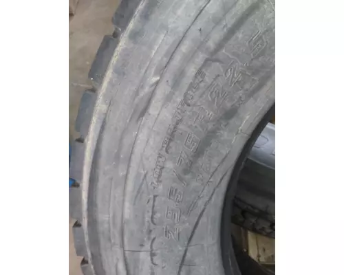 BRIDGESTONE 295/80R22.5 TIRE