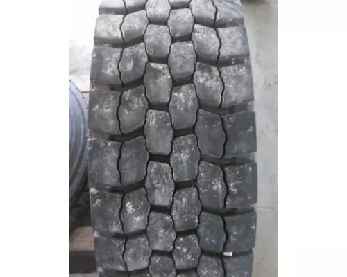 BRIDGESTONE 295/80R22.5 TIRE