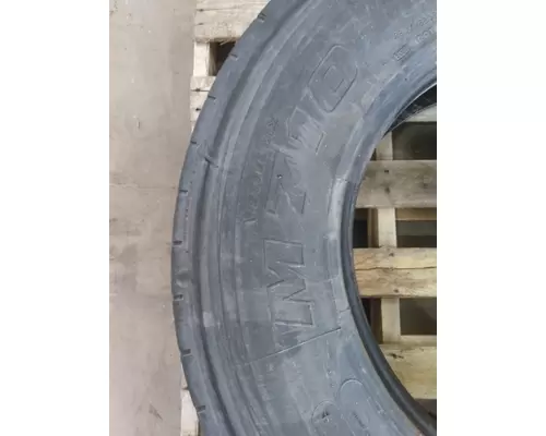 BRIDGESTONE 295/80R22.5 TIRE