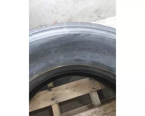 BRIDGESTONE 295/80R22.5 TIRE