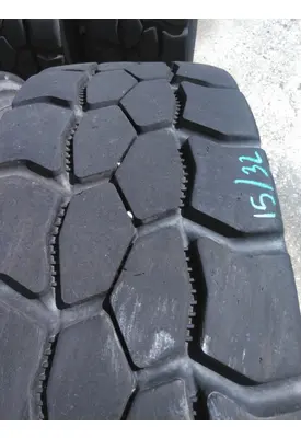 BRIDGESTONE 315/80R22.5 TIRE