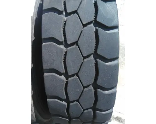 BRIDGESTONE 315/80R22.5 TIRE