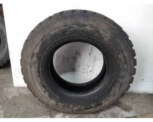 BRIDGESTONE 315/80R22.5 TIRE