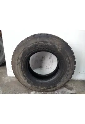 BRIDGESTONE 315/80R22.5 TIRE