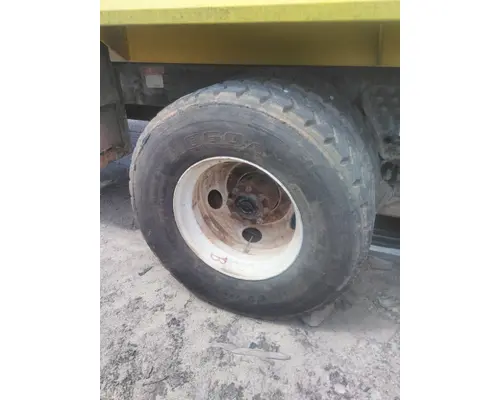 BRIDGESTONE 315/80R22.5 TIRE