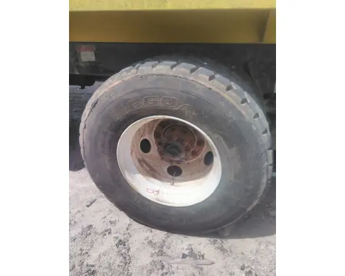 BRIDGESTONE 315/80R22.5 TIRE