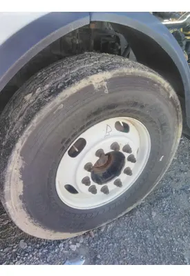 BRIDGESTONE 315/80R22.5 TIRE