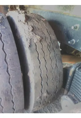 BRIDGESTONE 315/80R22.5 TIRE