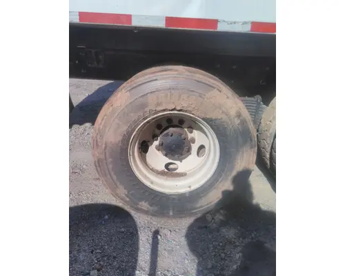 BRIDGESTONE 315/80R22.5 TIRE