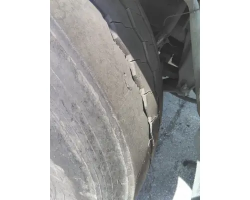 BRIDGESTONE 425/65R22.5 TIRE