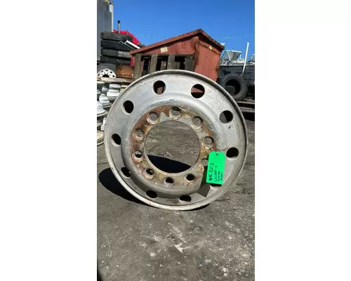 BUDD 22.5 11R Tire and Rim