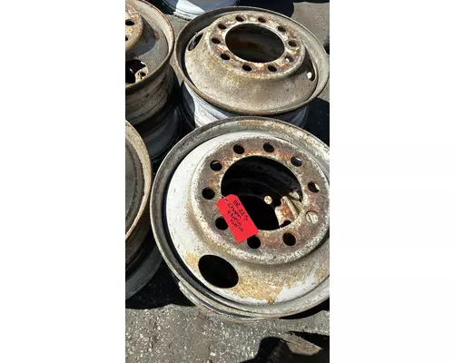 BUDD 22.5 11R Tire and Rim