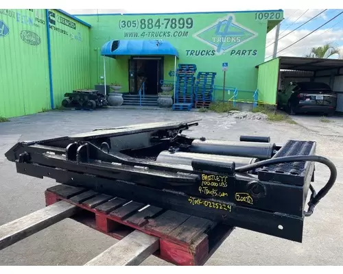 Fifth Wheel BARTLETT DOUBLE PISTON 4-trucks Enterprises LLC