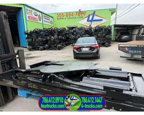 Fifth Wheel BARTLETT M92 4-trucks Enterprises LLC