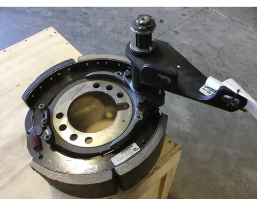 Brakes, (Drum/Rotors) Front BENDIX  Hagerman Inc.