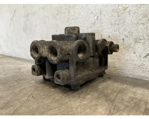 Brake Proportioning Valve BENDIX  Frontier Truck Parts