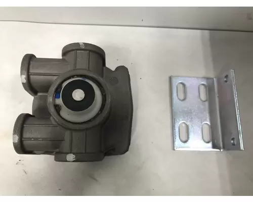 Bendix 065125 Air Valve