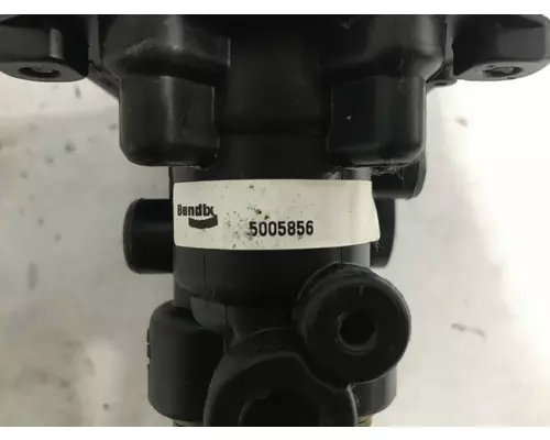 Bendix 5005893 Air Valve