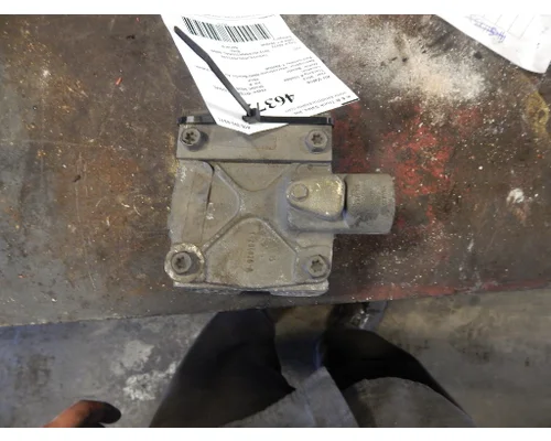 Bendix 8600 680 Air Valves OEM# T-294826 in Holland, MI $20.00 #46372