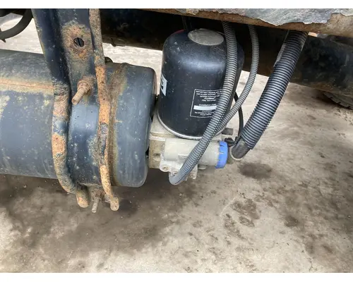 Bendix AD-IS Air Dryer