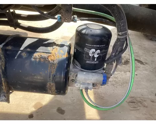 Bendix AD-IS Air Dryer