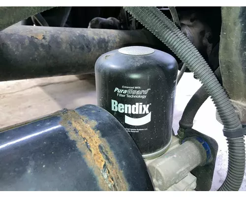 Bendix AD-IS Air Dryer