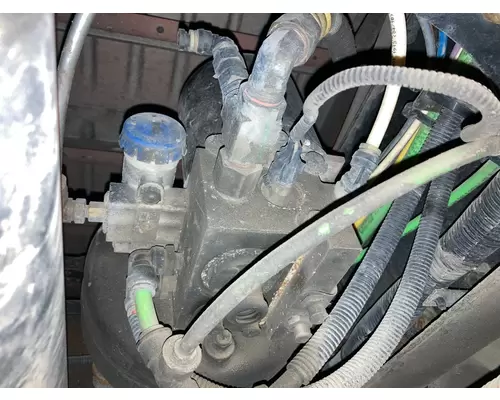 Bendix AD-IS Air Dryer