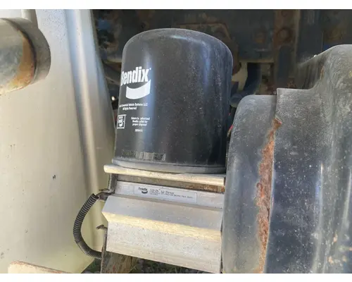 Air Dryer Bendix AD-IS Vander Haags Inc Dm