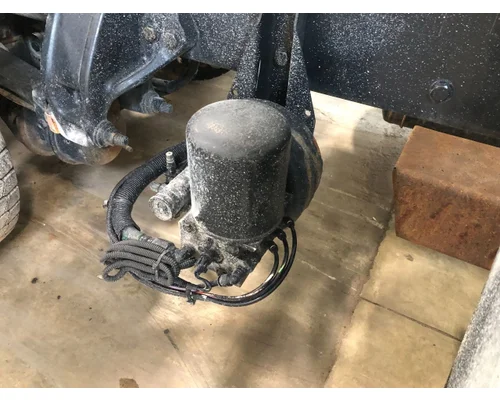 Air Dryer Bendix AD-IS Vander Haags Inc WM