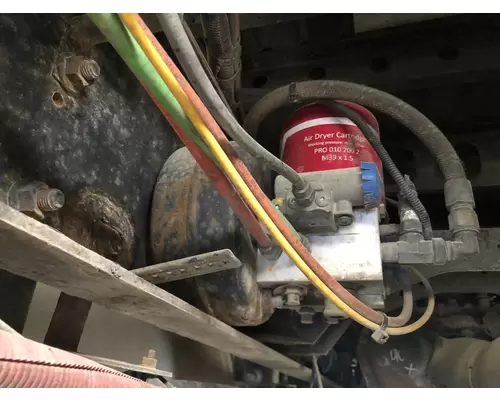Air Dryer Bendix AD-IS Vander Haags Inc Cb