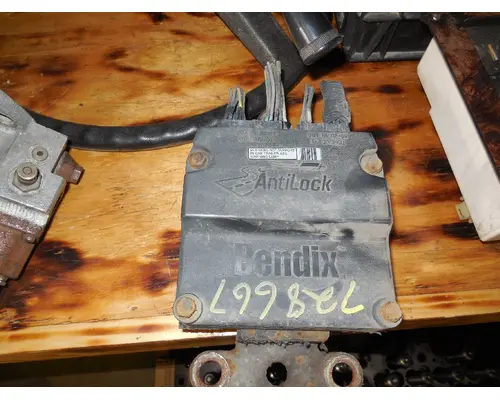 ECM (Brake & ABS) Bendix EC-30-5010171-R00 Michigan Truck Parts