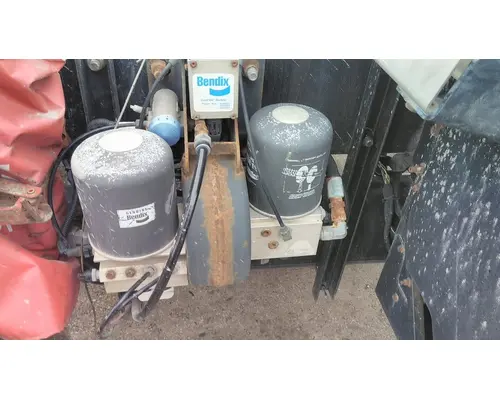 Air Dryer BENDIX EVERFLOW AD-9 LKQ Heavy Truck - Goodys